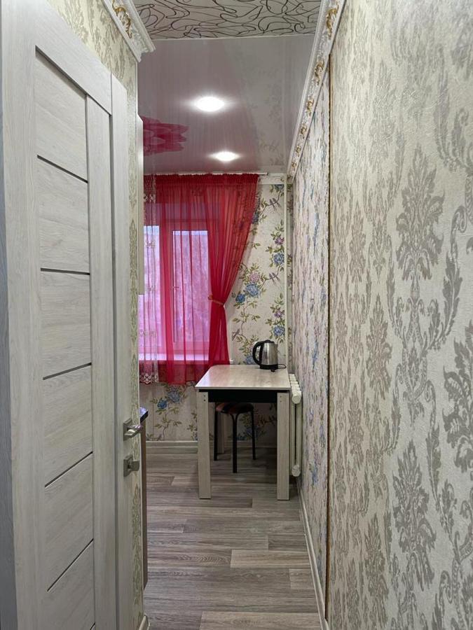Лермонтова 91 Apartamento Pavlodar Exterior foto
